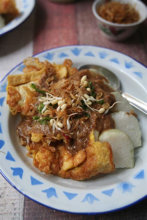 Tahu Tek Surabaya (Tahu Telur)