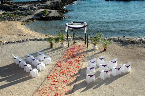 Wedding Decoration: Elegant Beach Wedding Decorations Designs