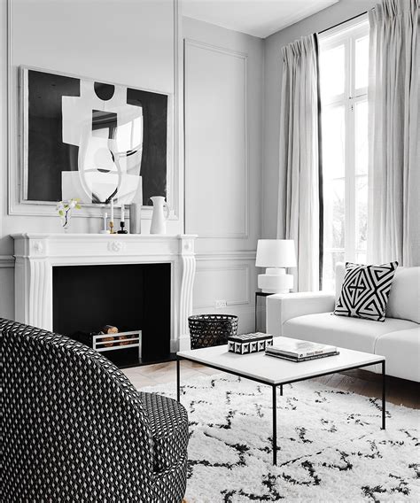 Modern monochrome living room with graphic artwork | Homes & Gardens