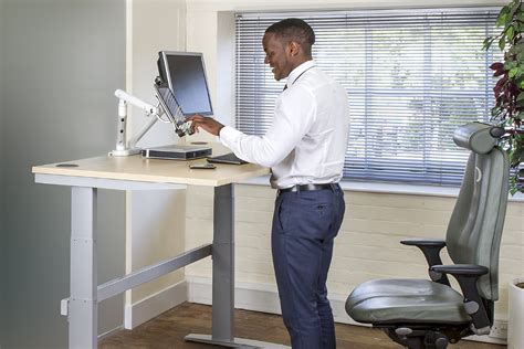 The benefits of using standing desks: latest research | Posturite