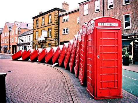 "Out of Order" installation in Kingston upon Thames, UK | Voyage à londres, Kingston, Londonien