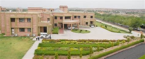 NLU Delhi (NLUD) - 2021 Fees, Courses, Admissions, Ranking