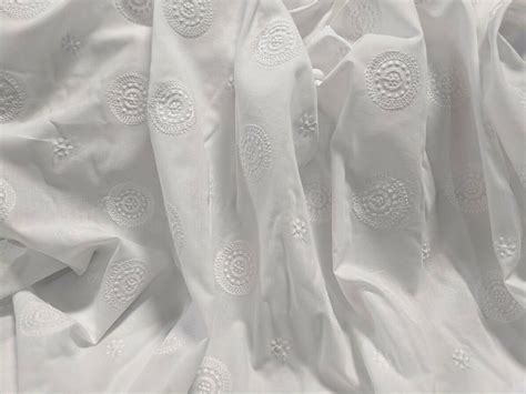 Bright White 100% Cotton Lawn Embroidered Medallion Design 55 Wide Fabric BTY LN107