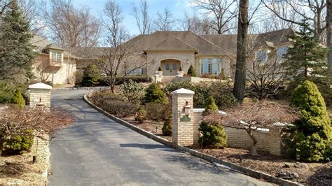 Sopranos fans still visit the famous house in North Caldwell NJ