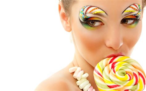 Wallpaper : 1680x1050 px, background, candies, colors, eyes, faces ...