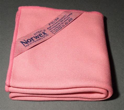 Pink NEW Norwex Window/polishing Cloth | Norwex, Norwex microfiber ...