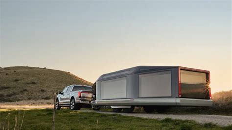 Ex-Tesla Engineers Created an EV Camping Trailer That Pushes Itself ...