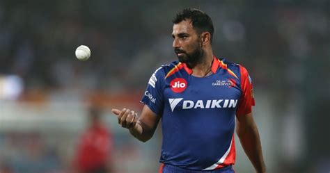 Top 5 Best Bowling Performances of Mohammed Shami in IPL