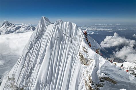 Manaslu Summit 8163M. True Summit. The debate ends here - Namas Adventure