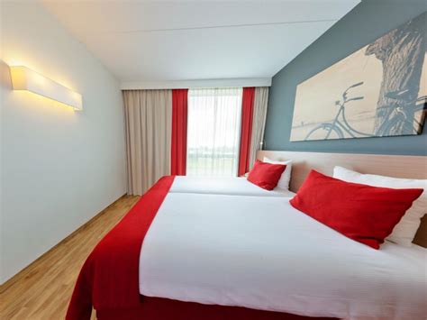 Best Price on Park Plaza Amsterdam Airport Hotel in Amsterdam + Reviews!