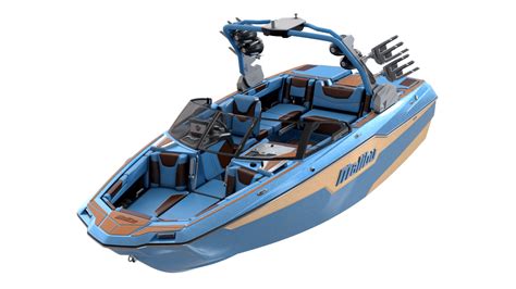 Malibu Boats M220 | Town & Country Marine