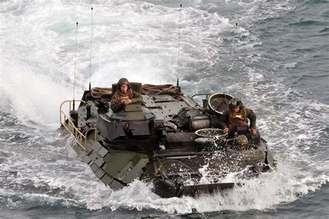 AAV7 Amphibious Assault Vehicle | Military.com