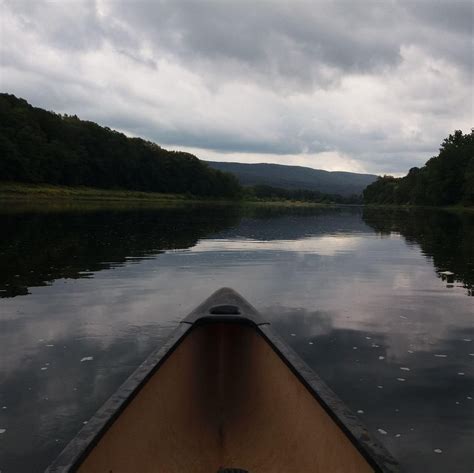 Canoe camping on the Delaware River : camping