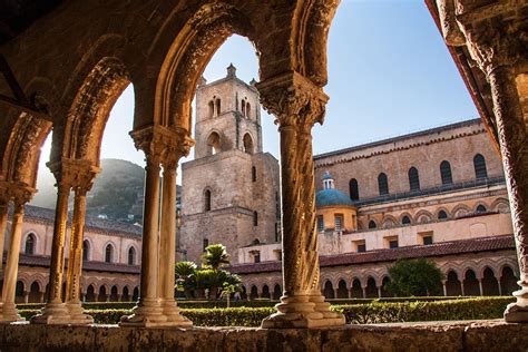 Monreale, Sicilia , es uno de los lugares turísticos más importantes de ...