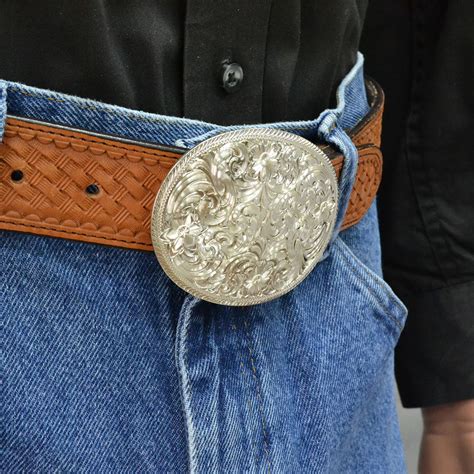 Classic Western Cowboy Belt Buckles – Montana Silversmiths | Montana ...