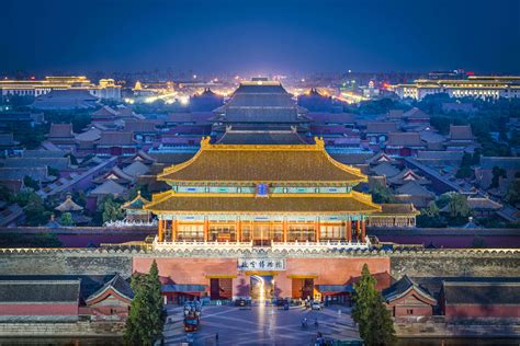 China's Forbidden City opens up for night tours for 2 days after 94 long years