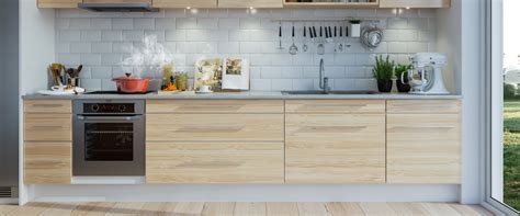 Advantages of using solid wood in your kitchen - Kitchen Warehouse