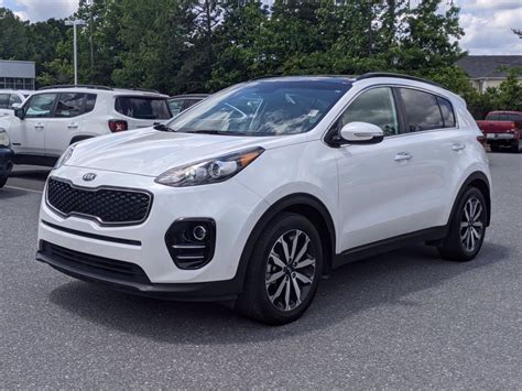 Pre-Owned 2018 Kia Sportage EX FWD Sport Utility