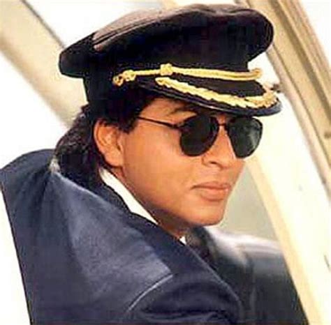 Pin on Shahrukh Khan wearing Sunglasses