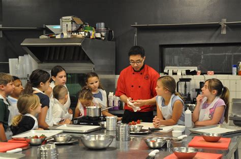 Forget canoeing! Va. summer camp offering cooking classes for kids | WTOP