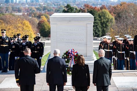 DVIDS - Images - 70th National Veterans Day Observance at Arlington ...