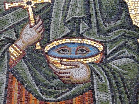 Comprehensive guide to the Mosaics of Greece.