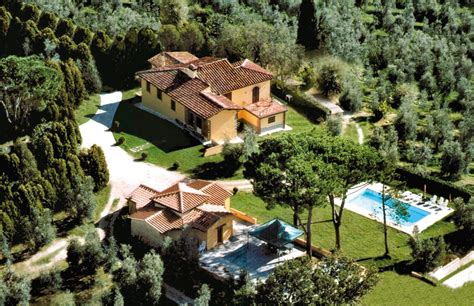 Villa Florence Flower: villa that sleeps 11 people in 6 bedrooms, located in Malmantile, Tuscany ...