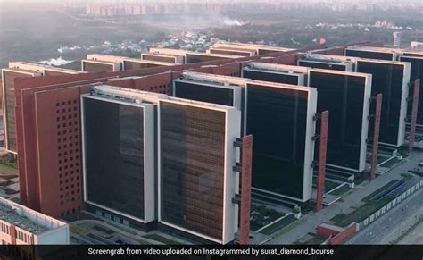 This Indian Building Surpasses Pentagon To Become World's Largest Office - Divya Bharat 🇮🇳