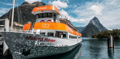 Milford Sound Nature Cruise | Real Journeys Tours - Everything New Zealand