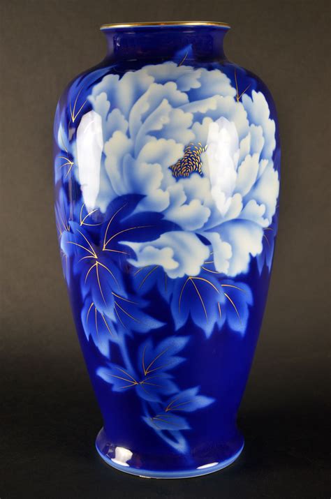 Visit us! Fukugawa Japanese Porcelain Vase Imperial Fine China Bone Cobalt Blue and White Made ...