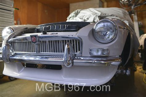 Moss Motors Special Tuning Spoiler installation | 1967 MGB GT