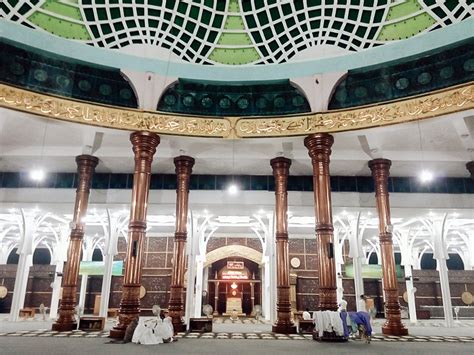 Masjid Agung Al-Falah : Harga Tiket, Foto, Lokasi, Fasilitas dan Spot - TempatWisata.pro