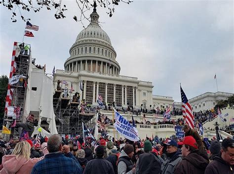 US Capitol complex secure as armed police ends violent occupation | INTERNATIONAL POLITICAL NEWS ...