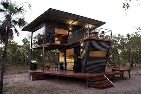 The Magnificent Hideaway Litchfield Container Cabin in Nature - Australia - Living in a Container