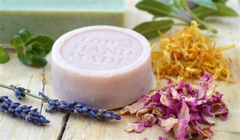 DIY herbal soap recipes – take advantage of medicinal herbs benefits