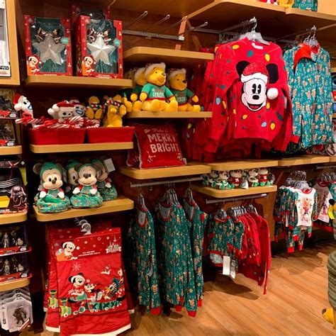 Christmas Merch Has Hit the Disney Stores! ⋆ Disney Dopamine