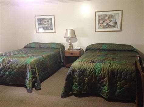 EDGE-O-TOWN MOTEL LLC. (ASHTABULA, OH): 7 fotos e avaliações - Tripadvisor