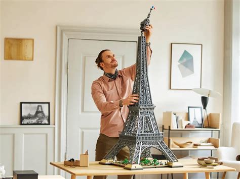 Lego Architecture Eiffel Tower