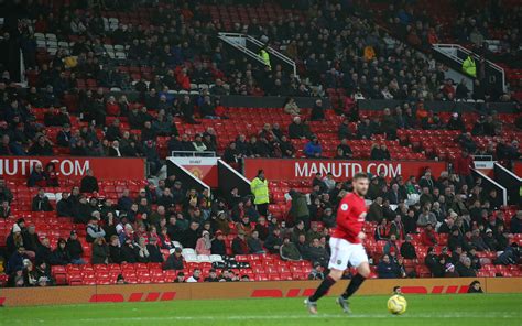 Manchester United fans plot 'mass walkout' at Old Trafford during ...