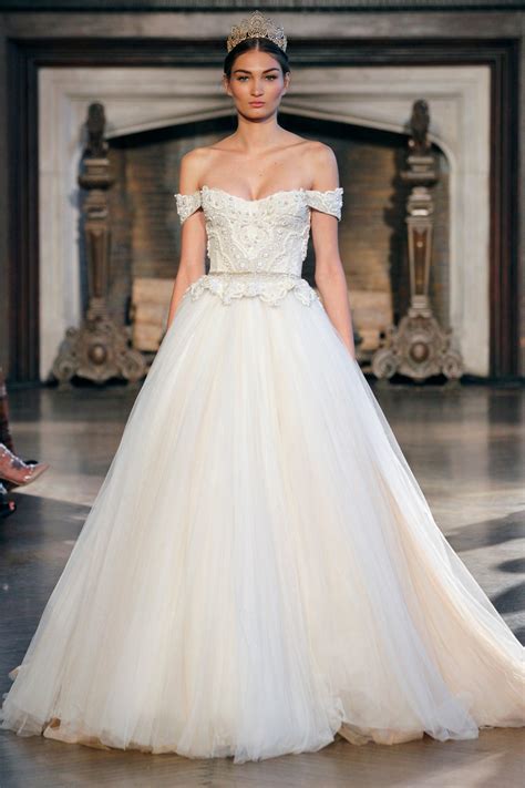 Spring Bridal Gown Trends for Petite Women | London Design Collective