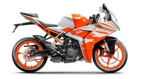 Bajaj Pulsar NS400Z vs. KTM RC 200: Which Entry-Level Sports Bike is Best?