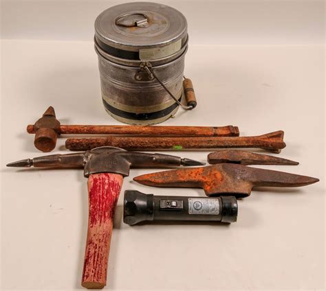 Mining Tools & More / 7 items. 109585 - Holabird Western Americana Collections