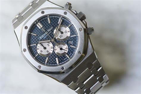 In-Depth Review: Audemars Piguet Royal Oak Chronograph - StockX News