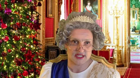 The Queen's Christmas Message 2020 - YouTube