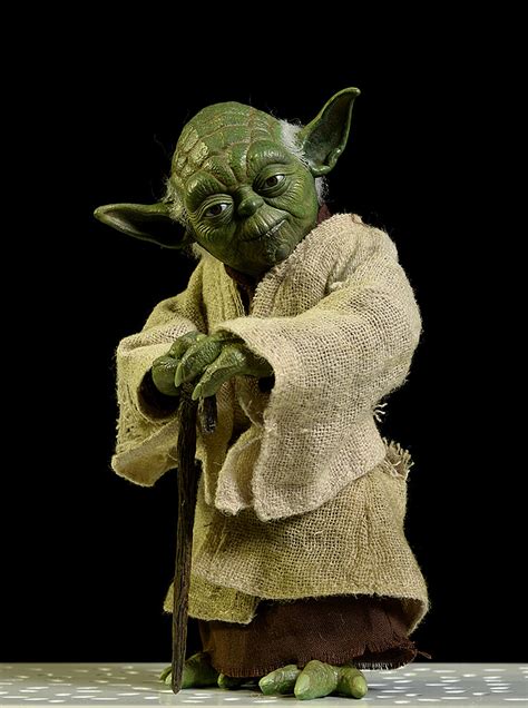 *PRE-ORDER Yoda (Clone Wars) Star Wars Hot Toys Collectibles 1/6 Scale Action Figure ...