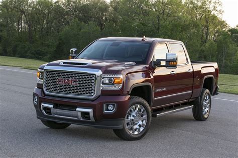 Compare GM's New Duramax L5P vs Ford And Ram | GM Authority