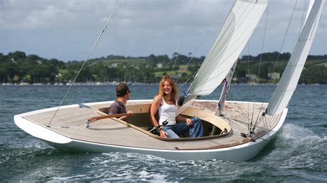 Rustler 24 - A beautiful classic, long-keel trailerable dayboat