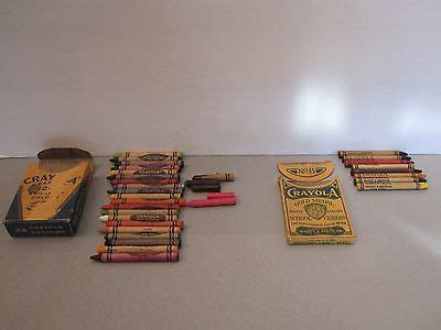 Vintage Classic 8 & 24 Count Crayola Crayons by Binney & Smith Co. Lot of 2 -- Antique Price ...