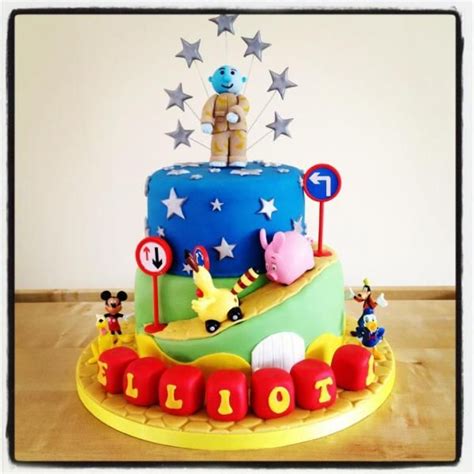 Disney Junior Cake