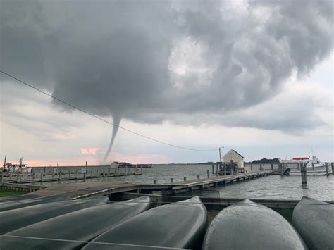 VIDEO: Waterspout-Turned-Tornado Rips Through Smith Island | Chesapeake ...